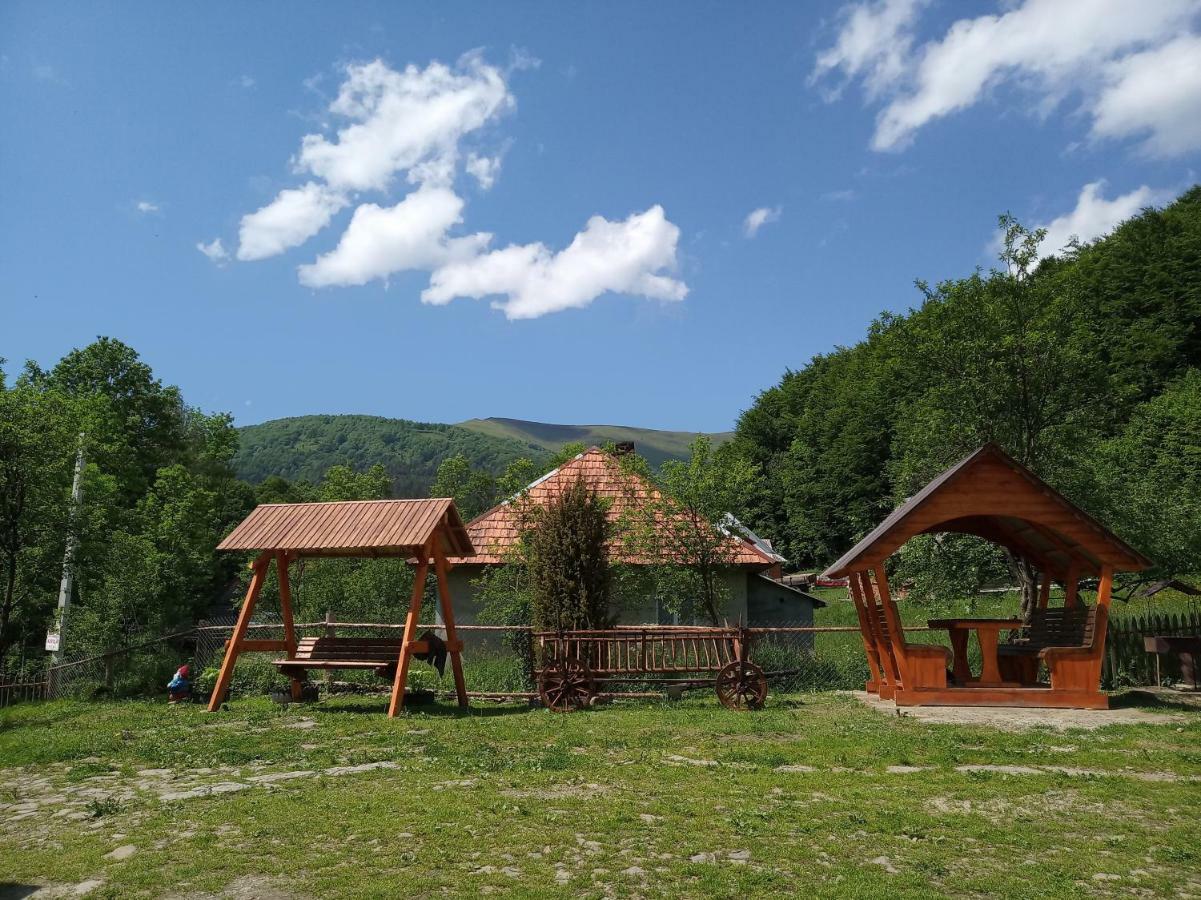 Верховинський Котедж Bukovets 外观 照片